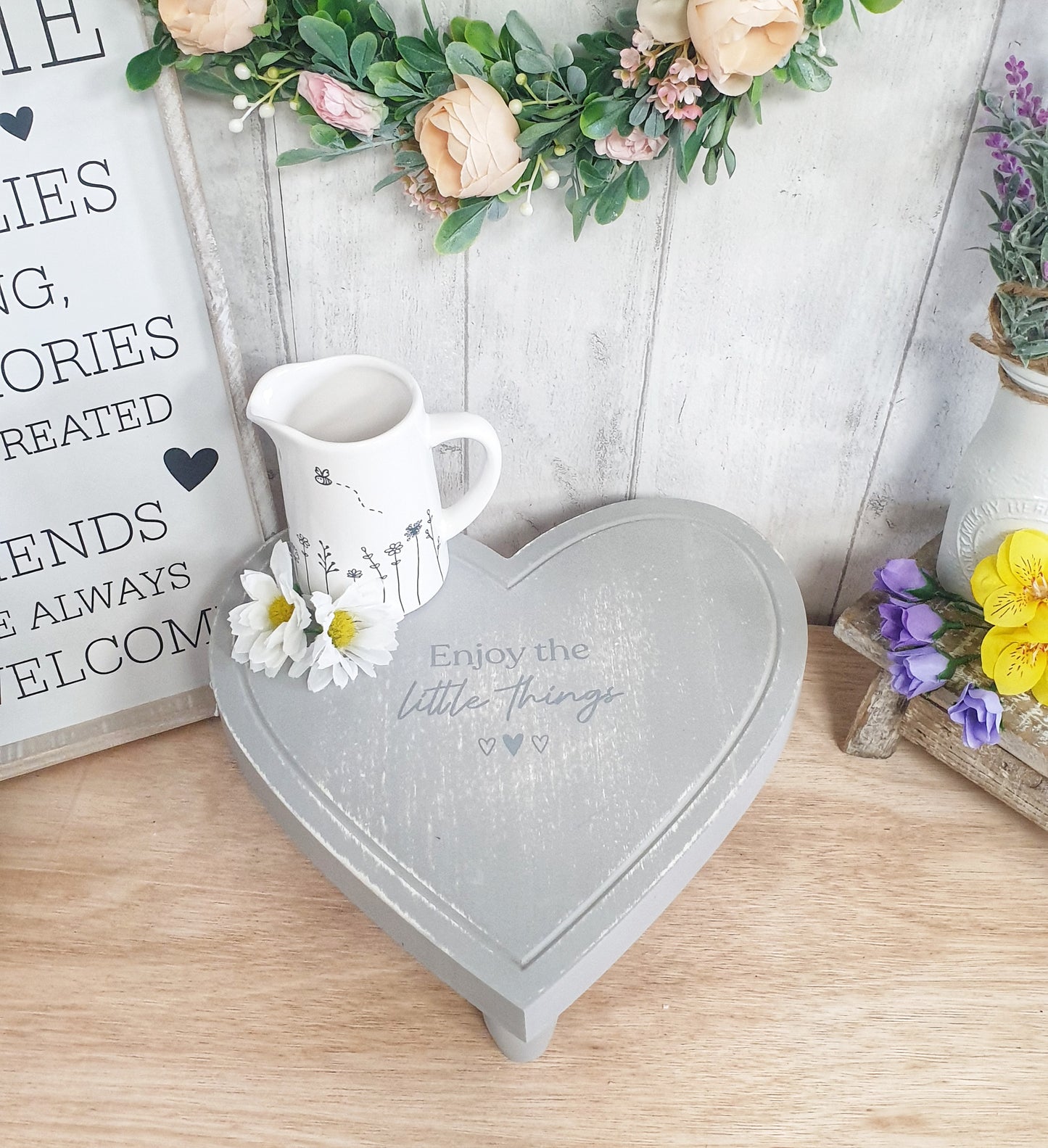 Heart Display Tray